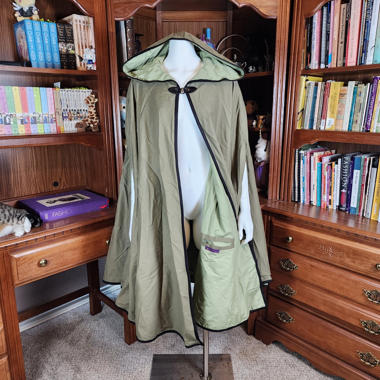 Traveler's Cloak- Olive with Olive Lining