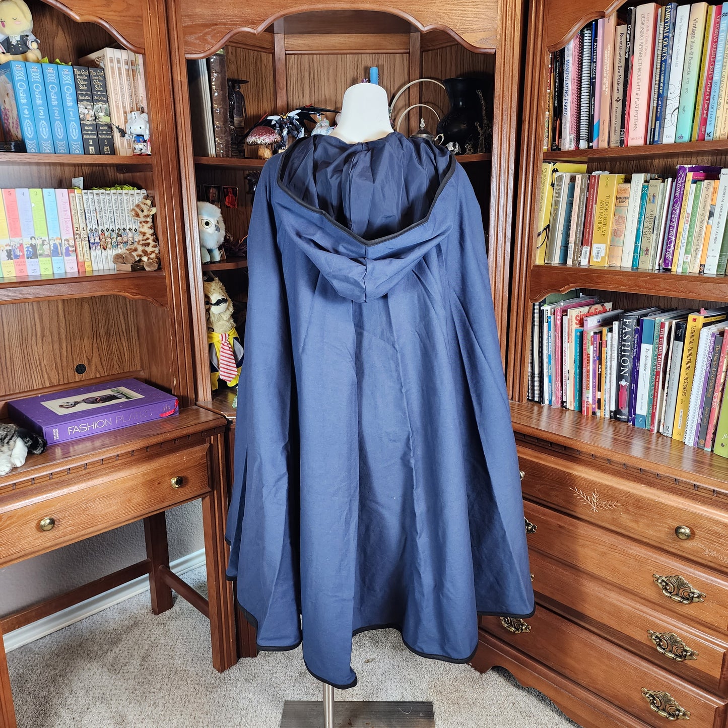 Traveler's Cloak- Navy with Navy Lining