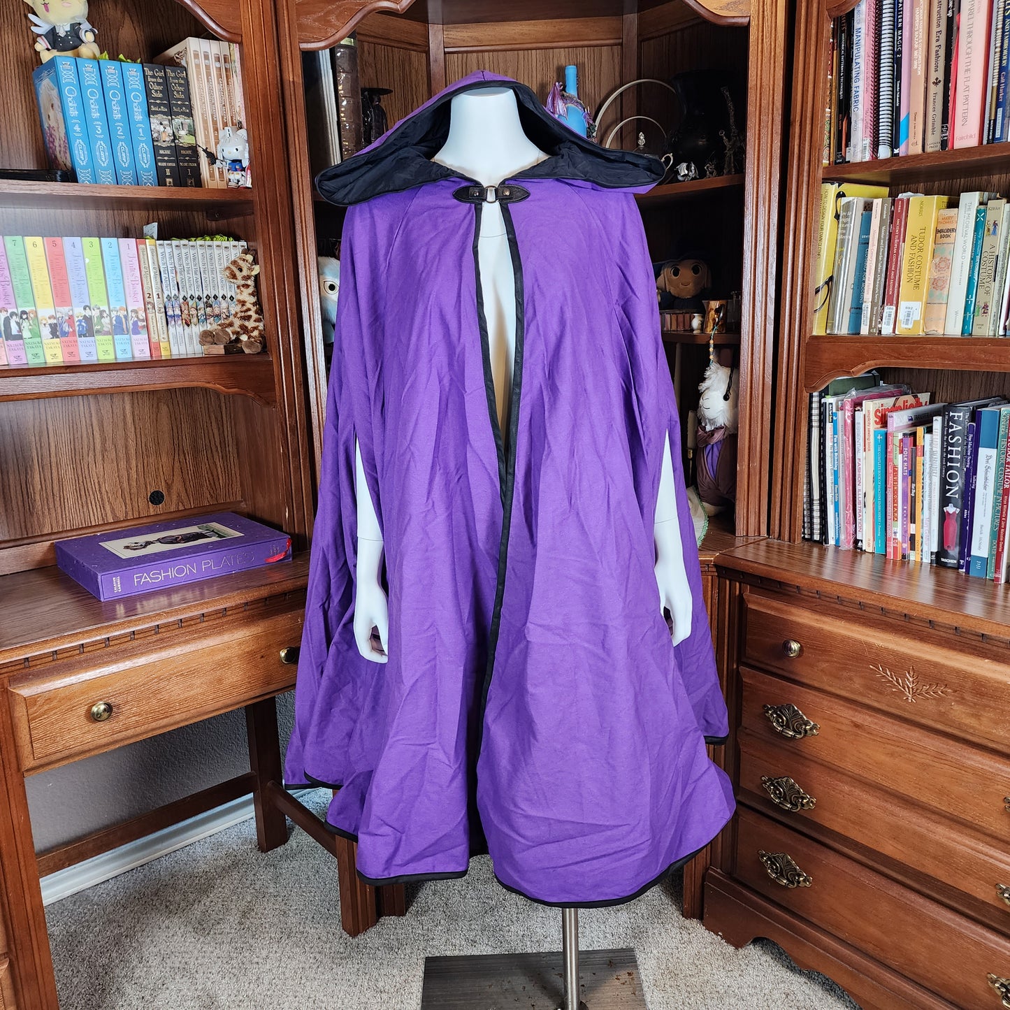 Traveler's Cloak- Purple with Black Lining
