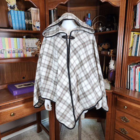 Apprentice Adventurer Cloak- Cream Plaid