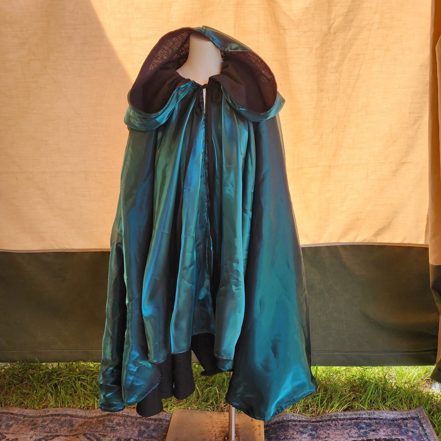 Spellslinger's Cloak- Emerald Green and Black