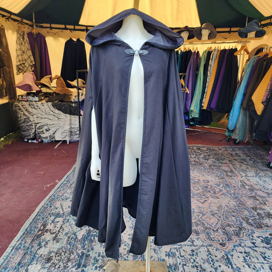 Traveler's Cloak- Black with Grey Lining