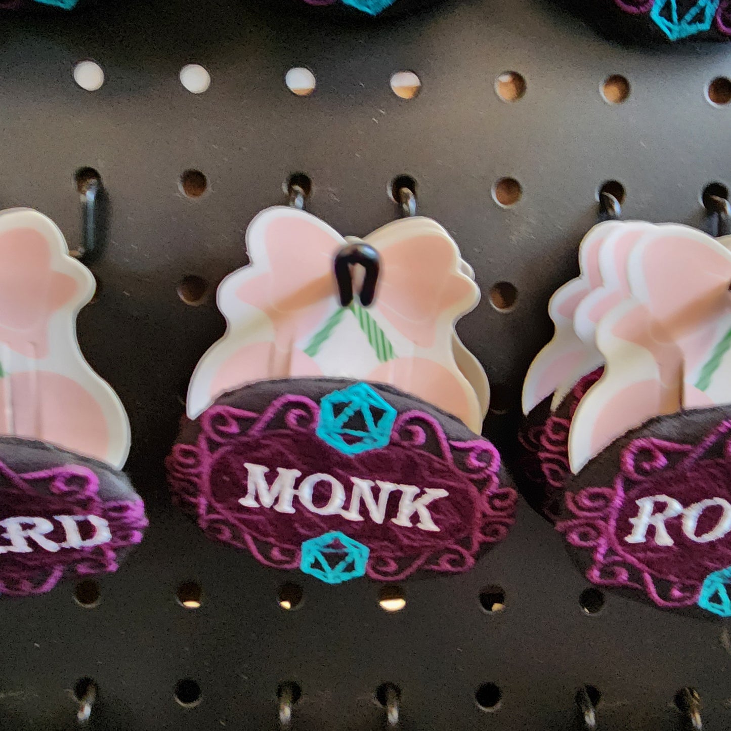 Embroidered hat pin badges