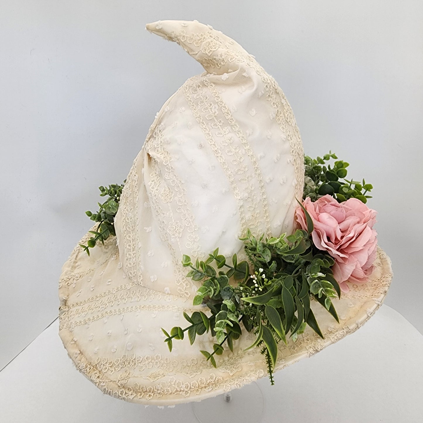 Ivory Lace Floral Merry Mage Hat