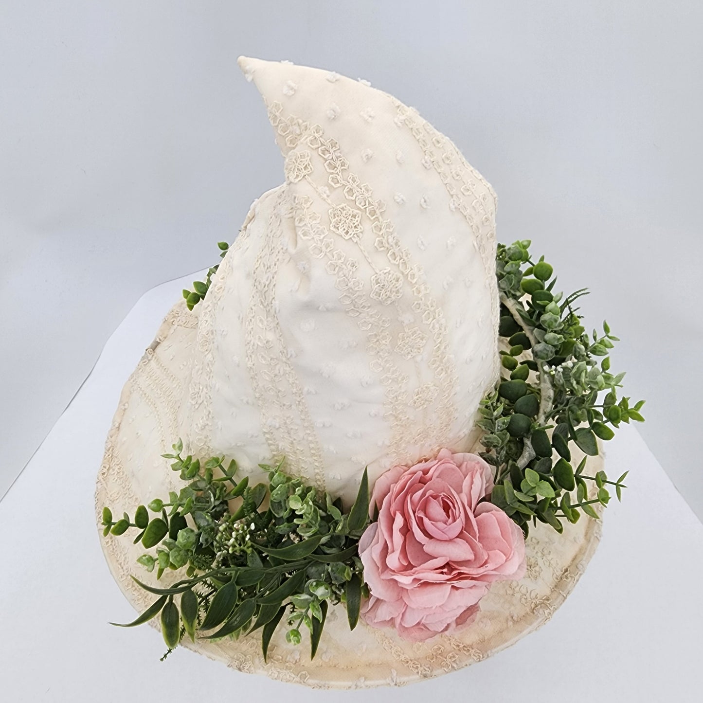 Ivory Lace Floral Merry Mage Hat