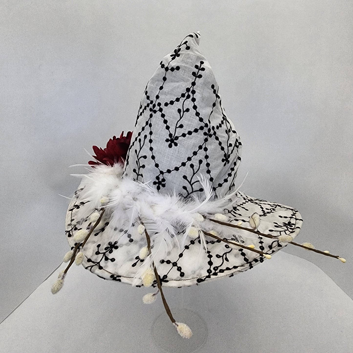 Black and White Eyelet with Feathers Floral Merry Mage Hat