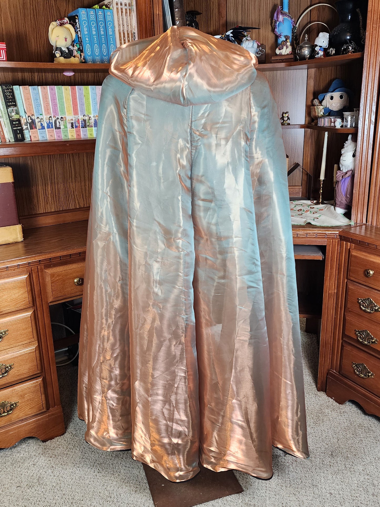 Fae Shimmer Cloak- Gold/Olive Iridescent Metallic Organza
