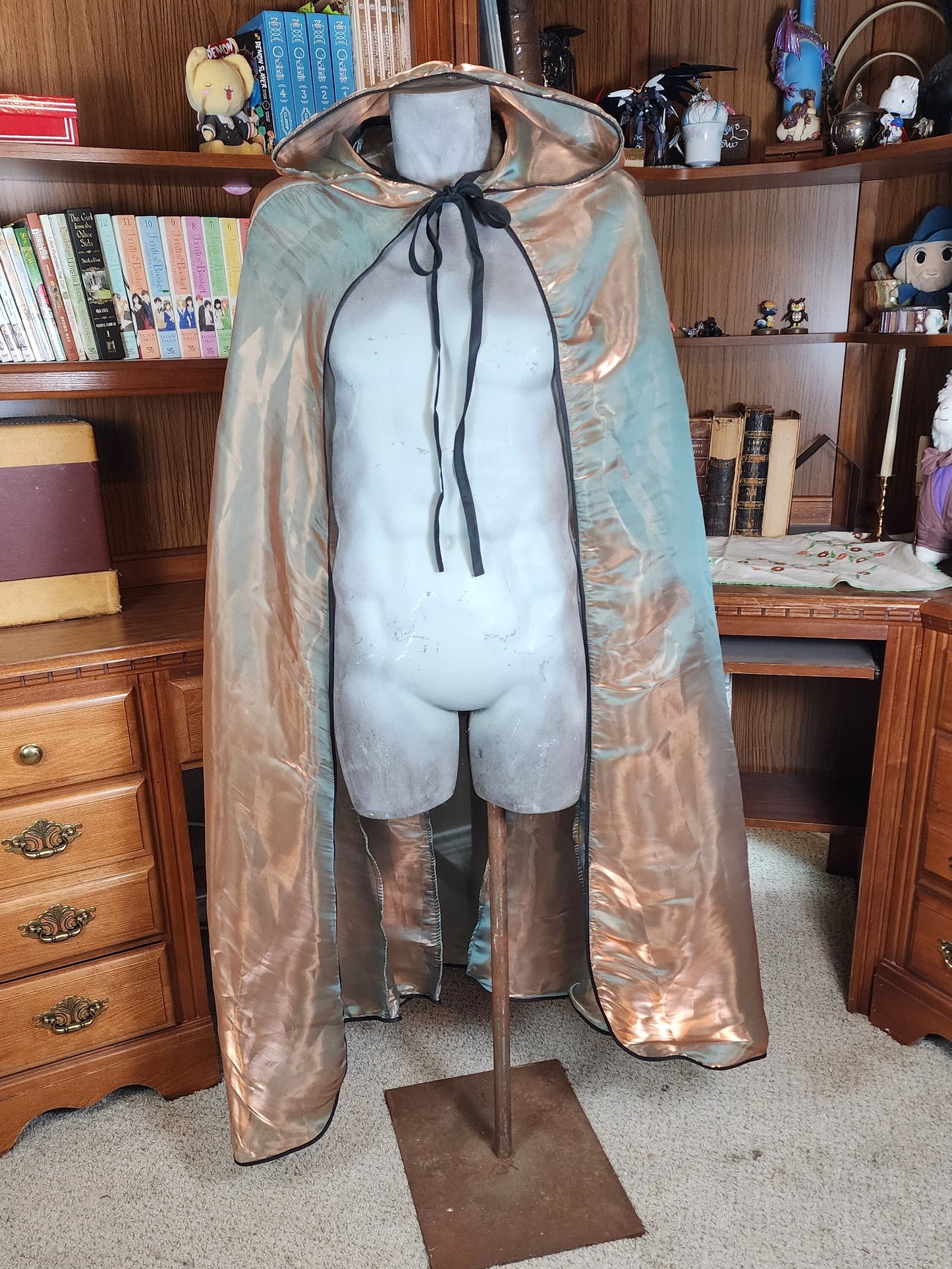 Fae Shimmer Cloak- Gold/Olive Iridescent Metallic Organza