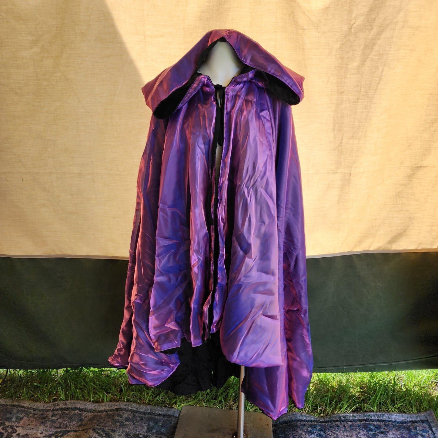 Spellslinger's Cloak- Purple and Black