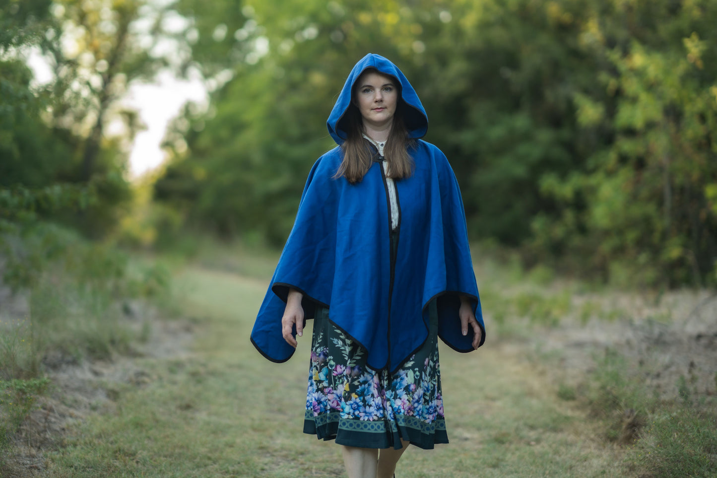 Apprentice Adventurer Cloak- Royal Blue