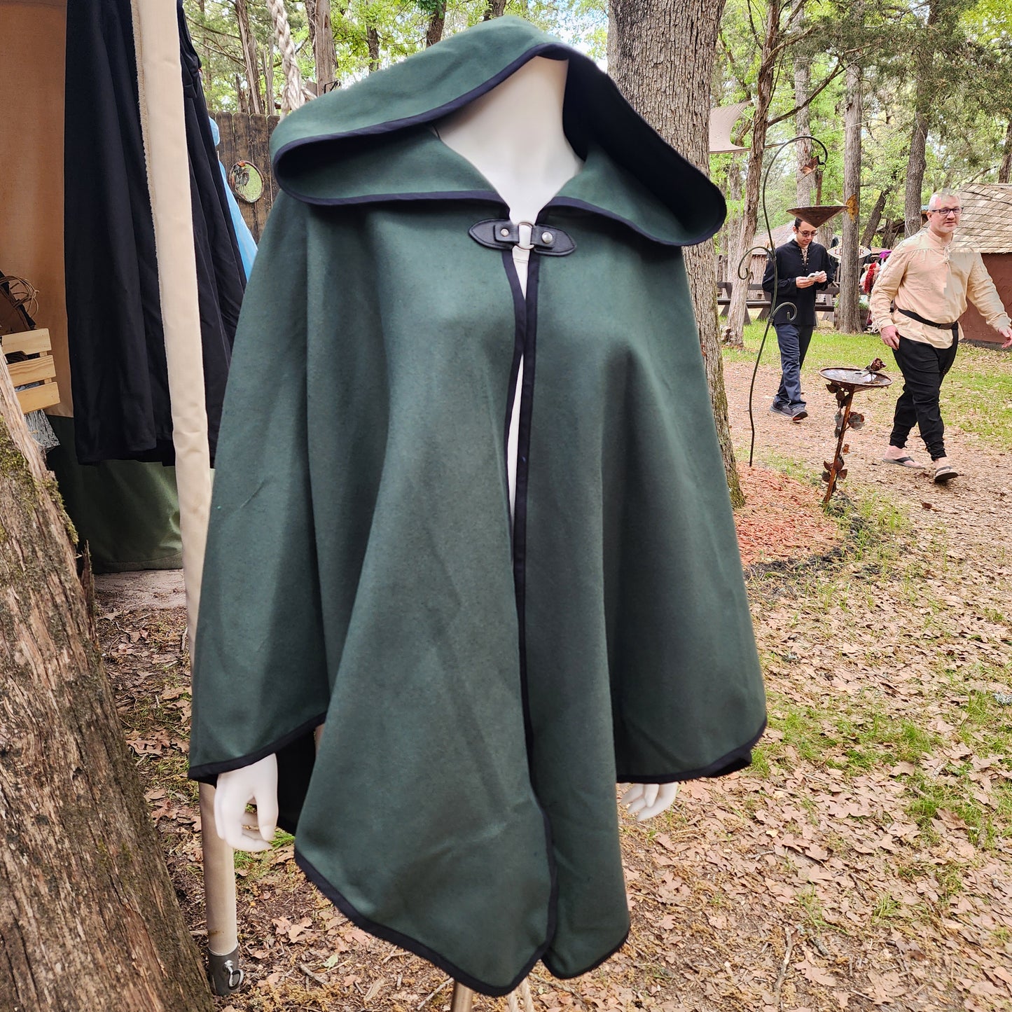 Apprentice Adventurer Cloak- Forest Green